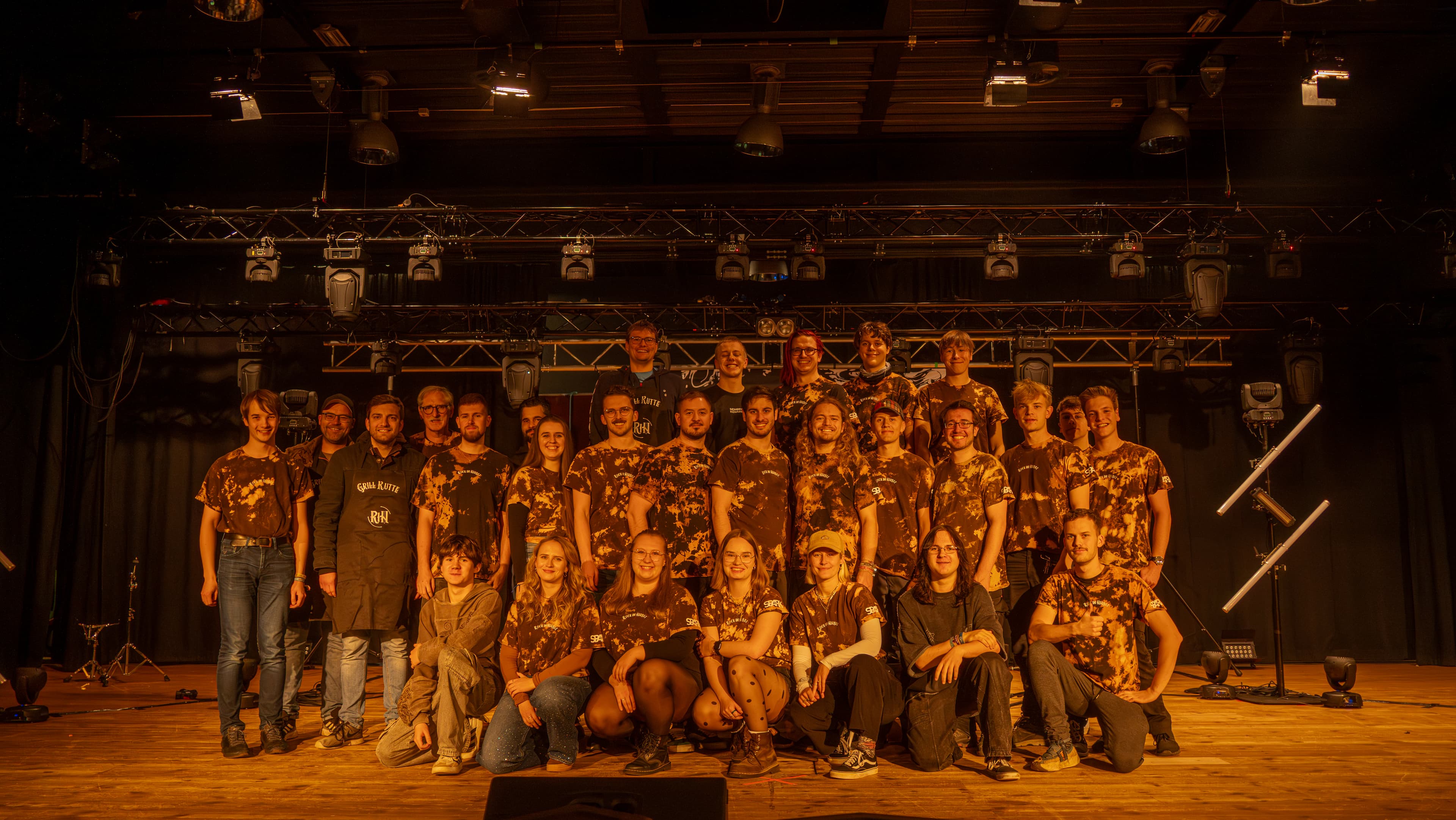 Gruppenbild der SPARK-Crew bei Rock im Herbst 2025